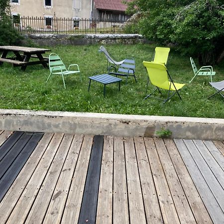 Le Chatelet La Chaux Neuve Екстер'єр фото